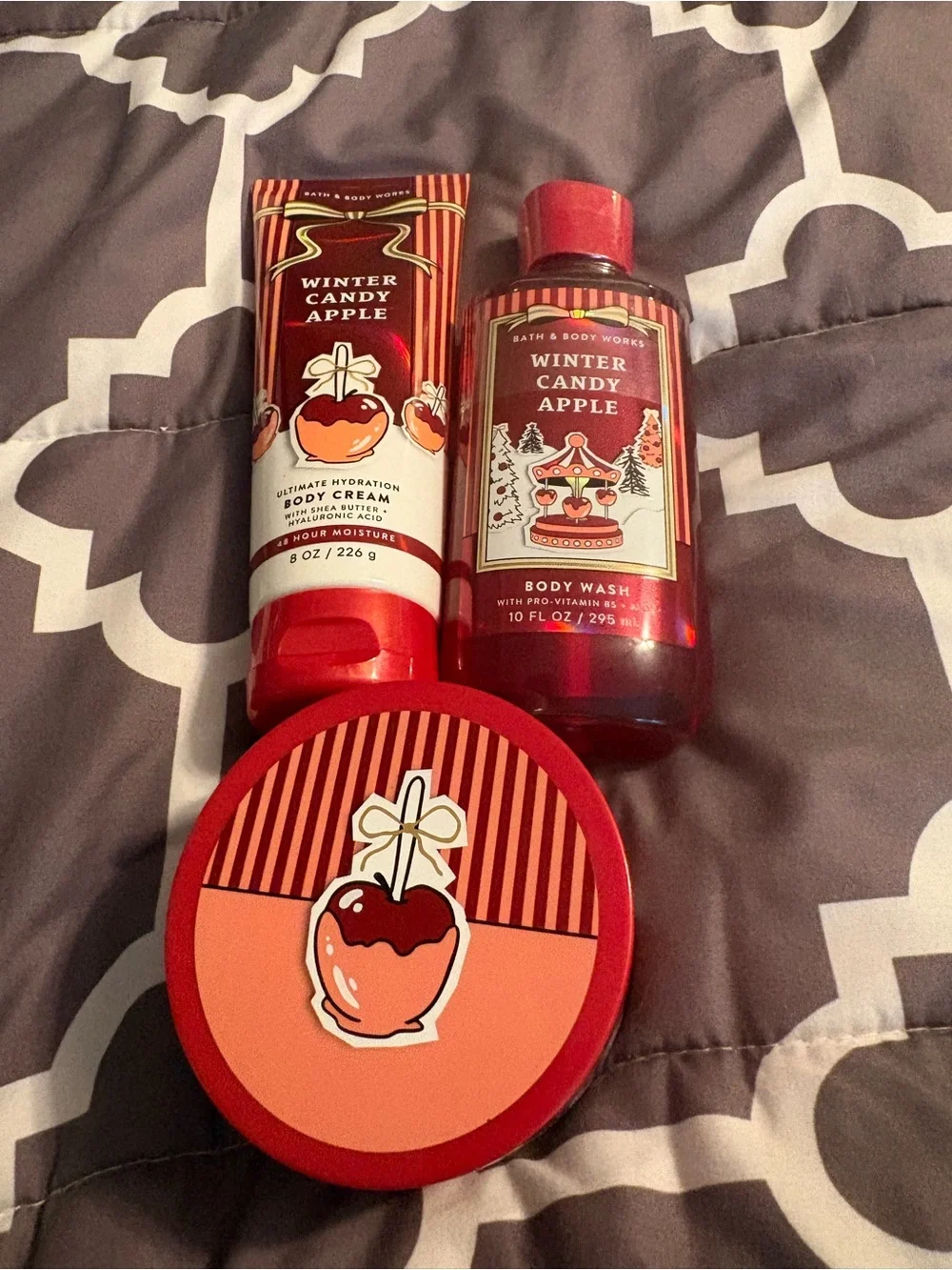 Bath & Body Works Winter Candy Apple Set - Red